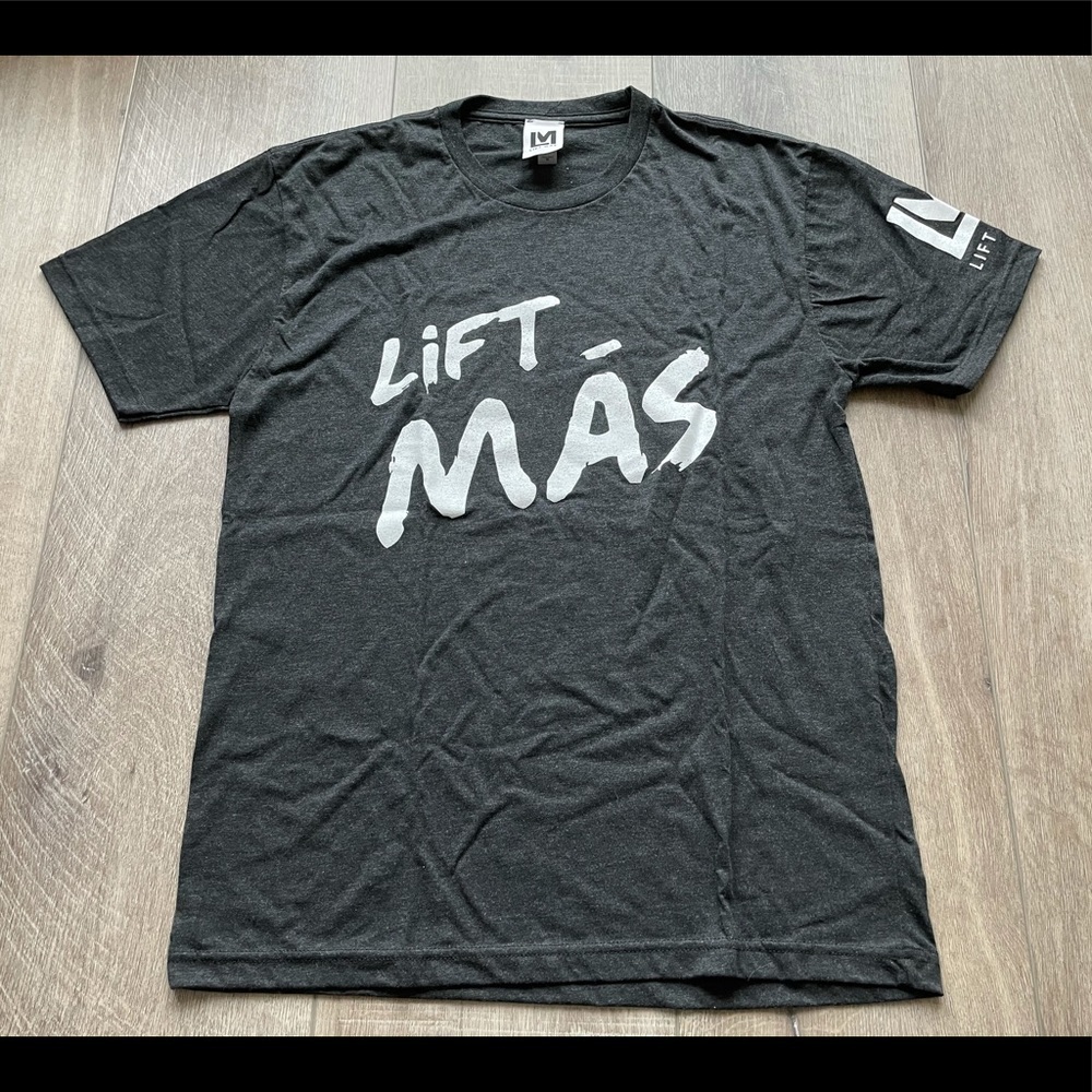 Lift Más Crewneck Tee in Heathered Black